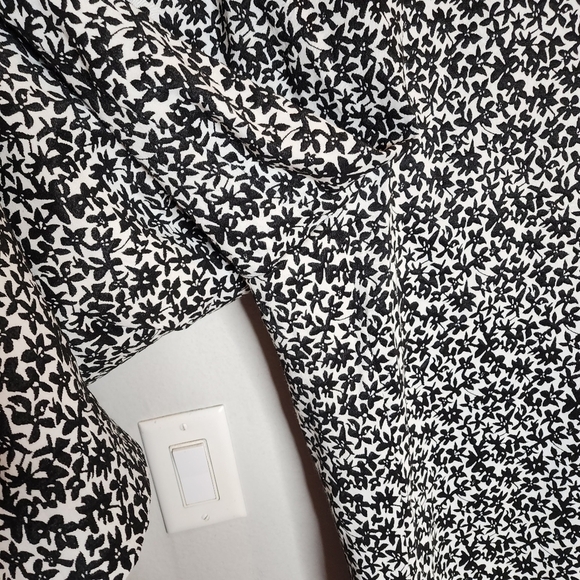 Lane Bryant Allie Black White Floral Pull on Stretch pants. Women's plus size 28 - Picture 9 of 15